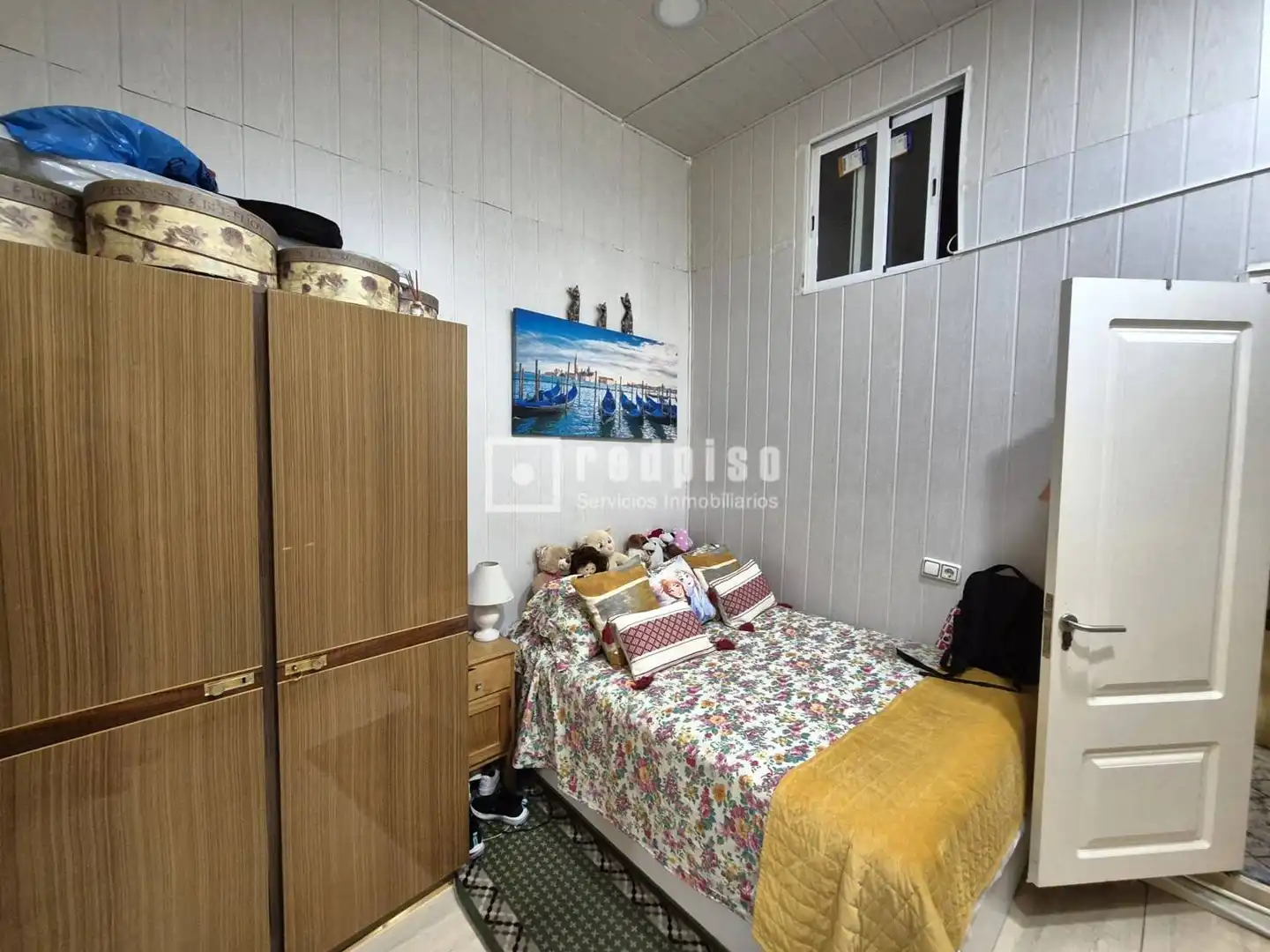 Bedroom of Apartments for sale in Madrid  with Furnished