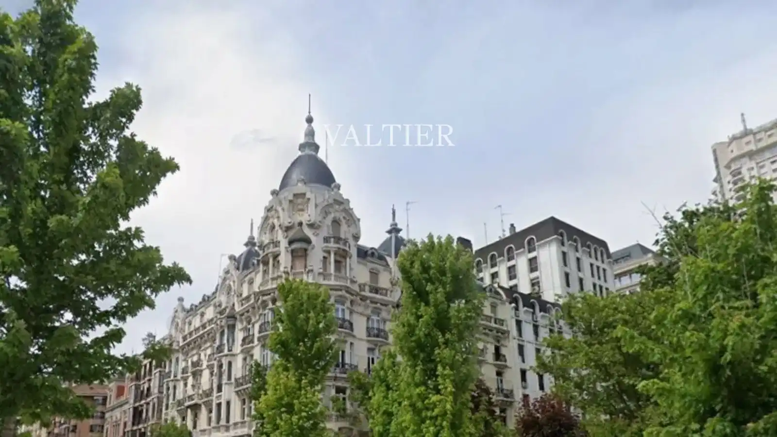 Vista exterior de Piso en venta en Madrid con Aire acondicionado y Amueblado