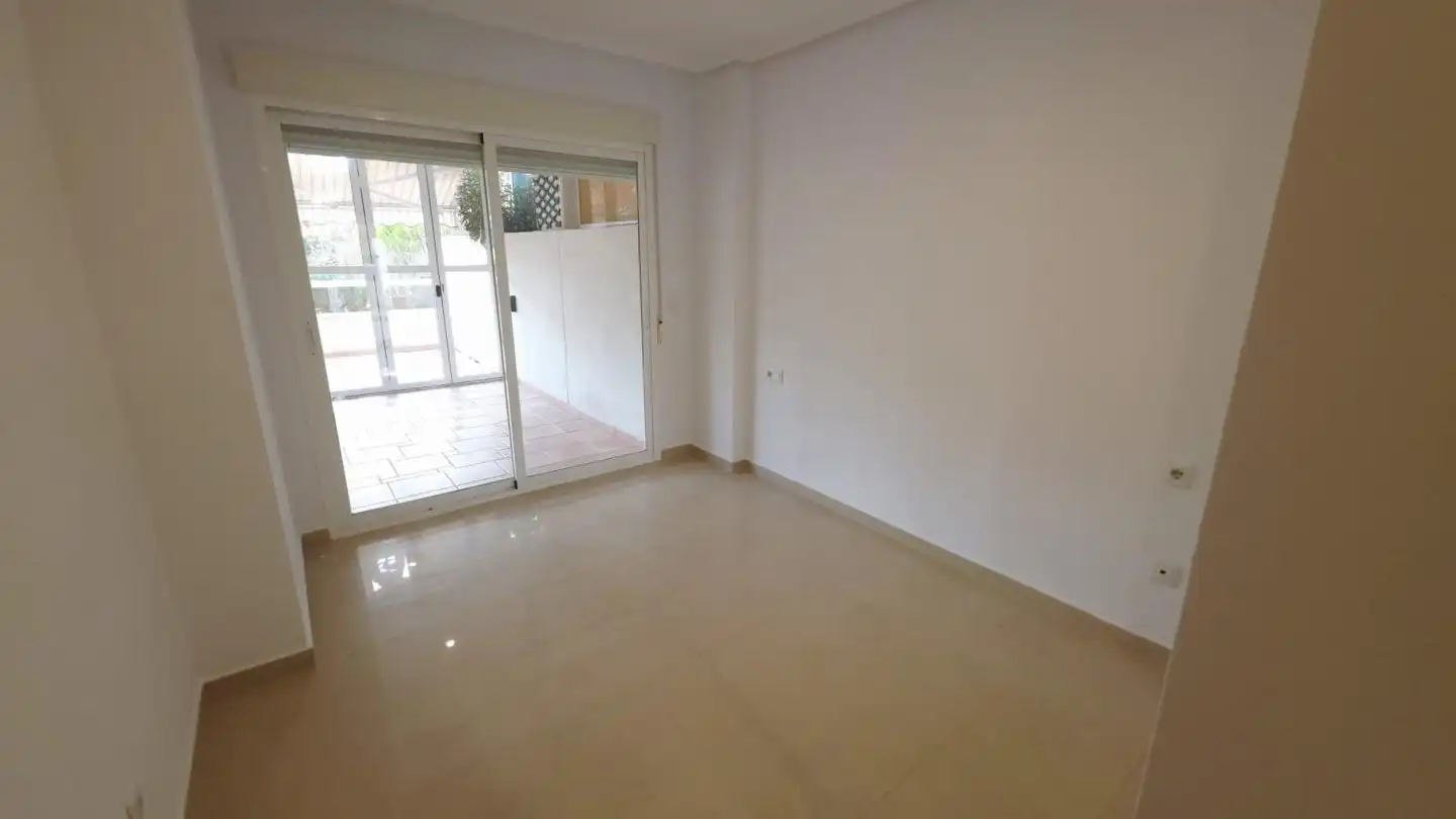 Planta baixa en venda a Pintor Fernando Soria, Alicante Golf