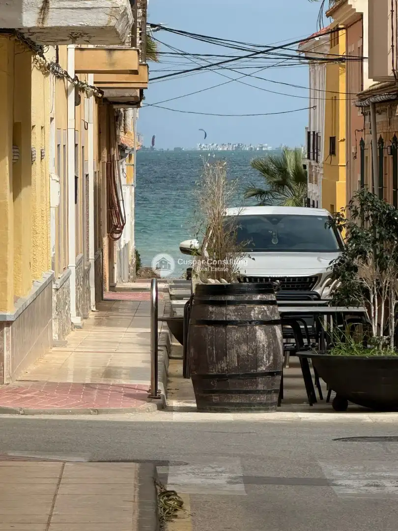 Vista exterior de Dúplex en venta en Los Alcázares con Aire acondicionado, Terraza y Amueblado