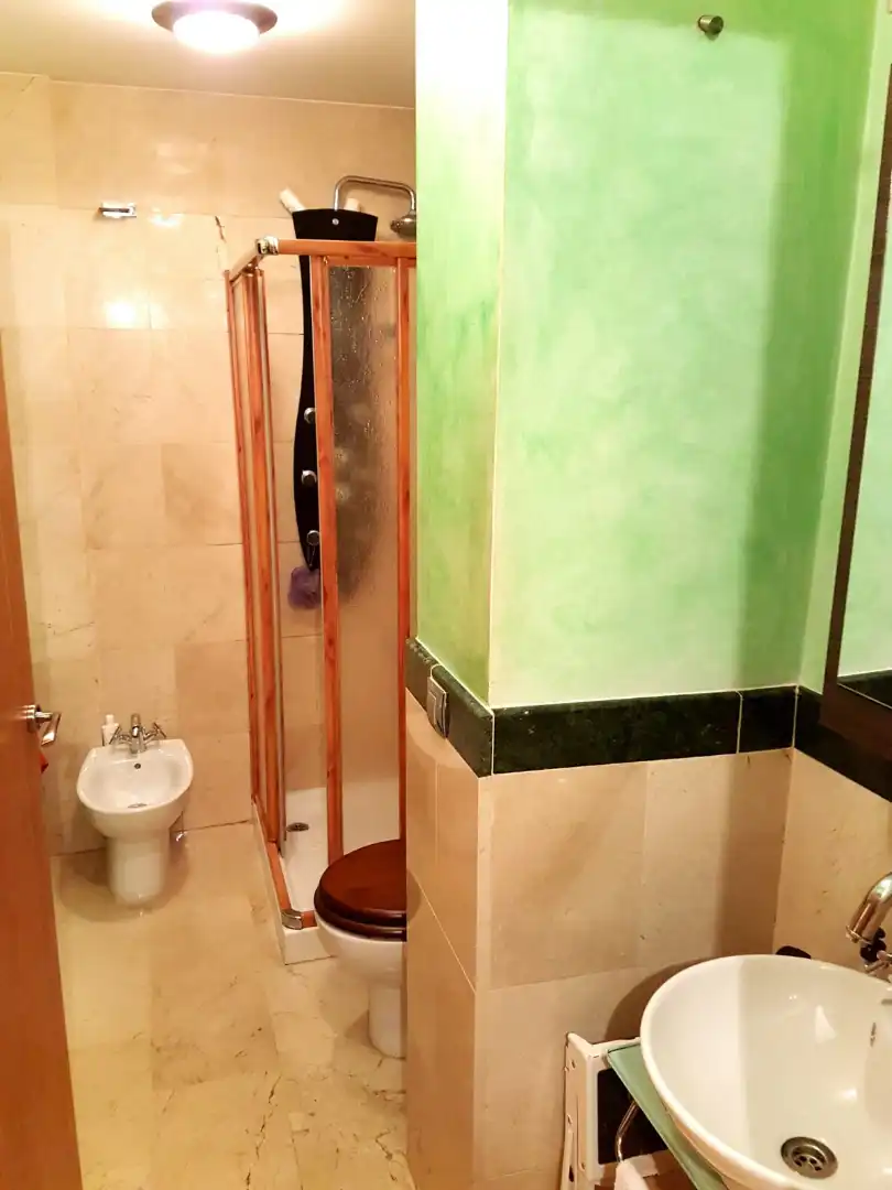 Bany de Pis en venda en Castilleja de la Cuesta amb Aire condicionat, Calefacció i Terrassa