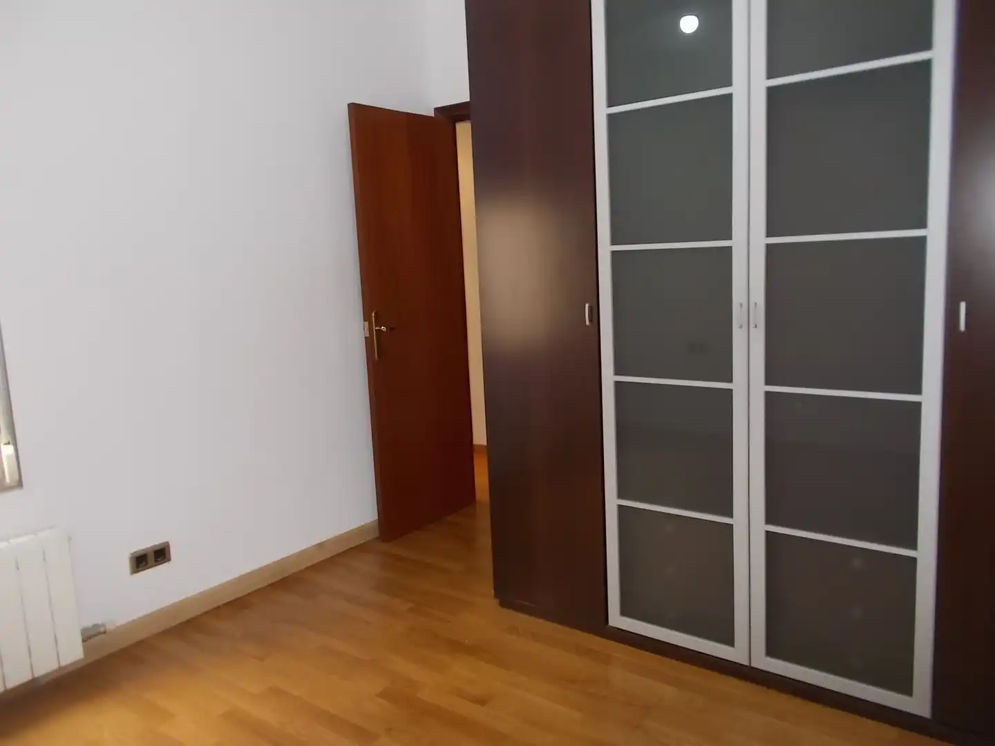 Dormitori de Pis en venda en Badalona amb Calefacció, Parquet i Forn