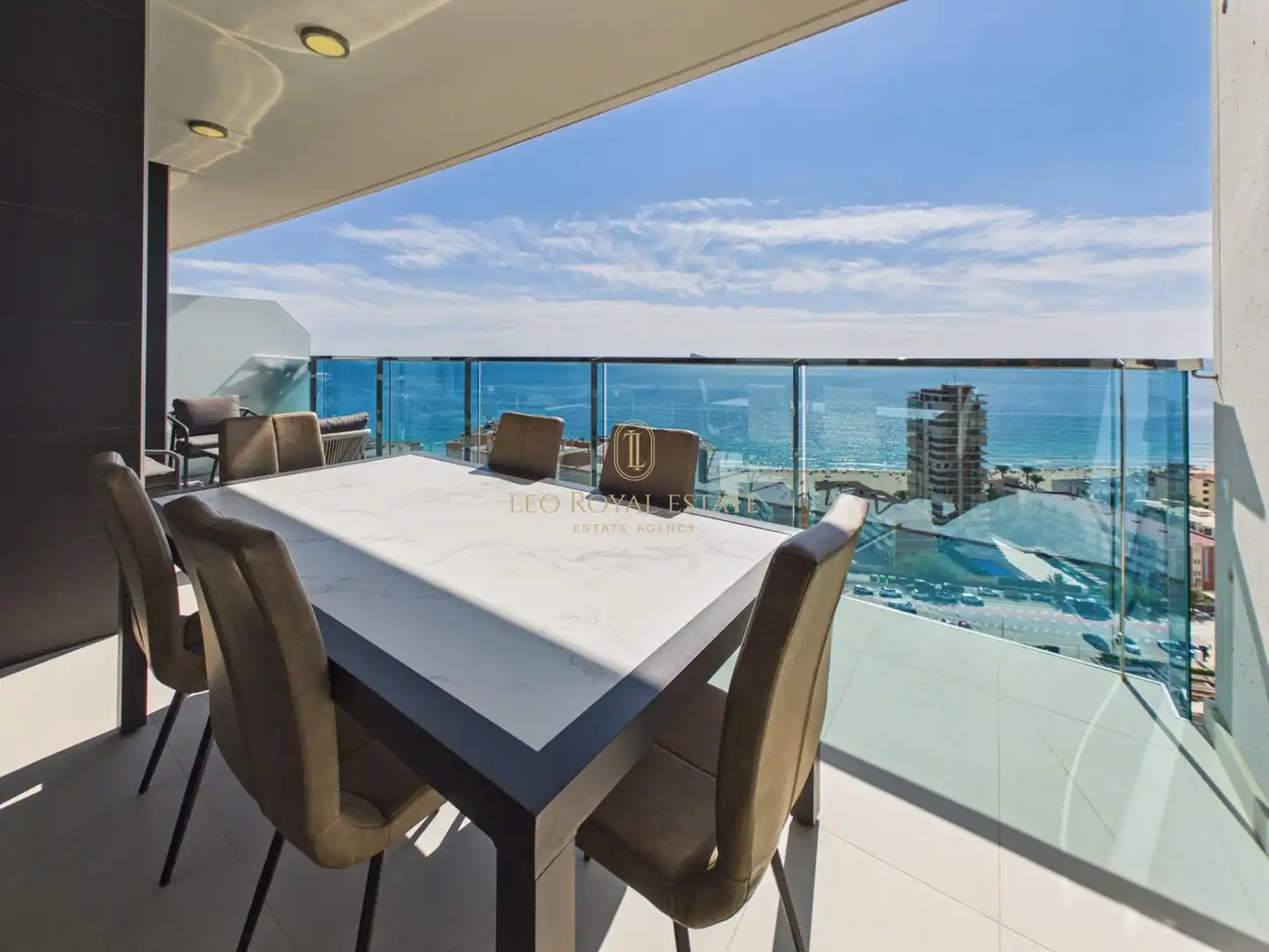 Apartamento con terraza en venta en Avenida VILLAJOYOSA LA, imagen 3