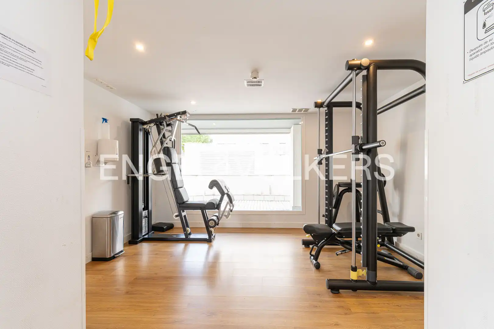 Duplexes for sale in Madrid  with Air Conditioner, Heating and Private garden