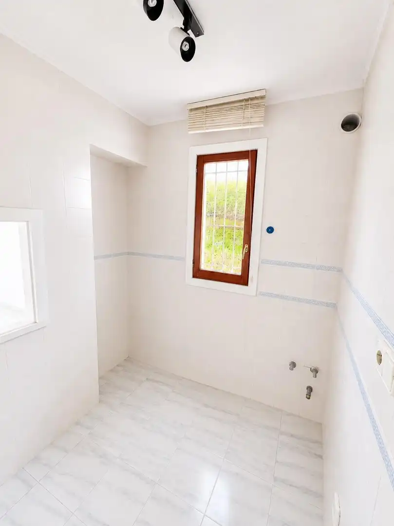 Bany de Casa adosada en venda en Calvià amb Jardí privat, Terrassa i Piscina comunitària