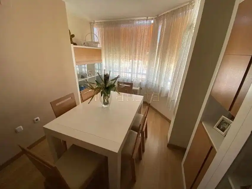 Flat with pool for sale in Colonia Madrid, imagen 3