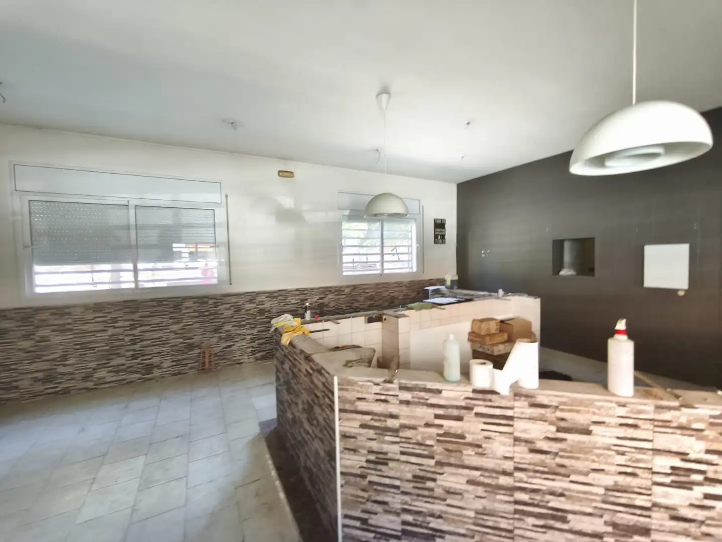 Local comercial en venda a Canovelles, imagen 2