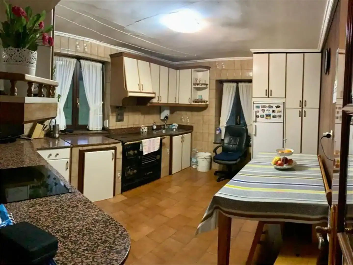 Cuina de Casa o xalet en venda en Ruesga