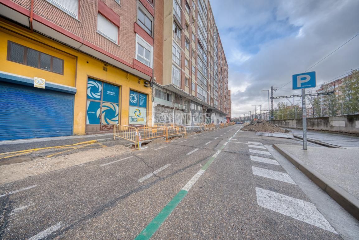 Vista exterior de Pis en venda en Valladolid Capital