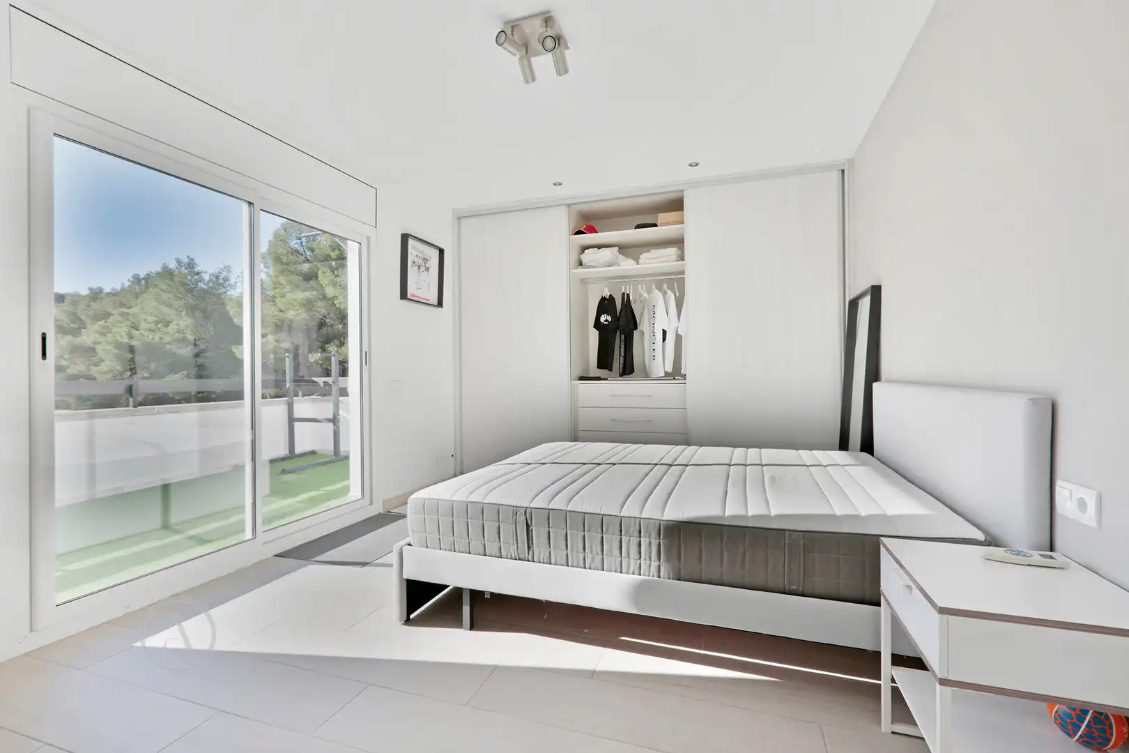 Habitación de Casa o chalet en venta en Castelldefels con Aire acondicionado, Jardín privado y Terraza