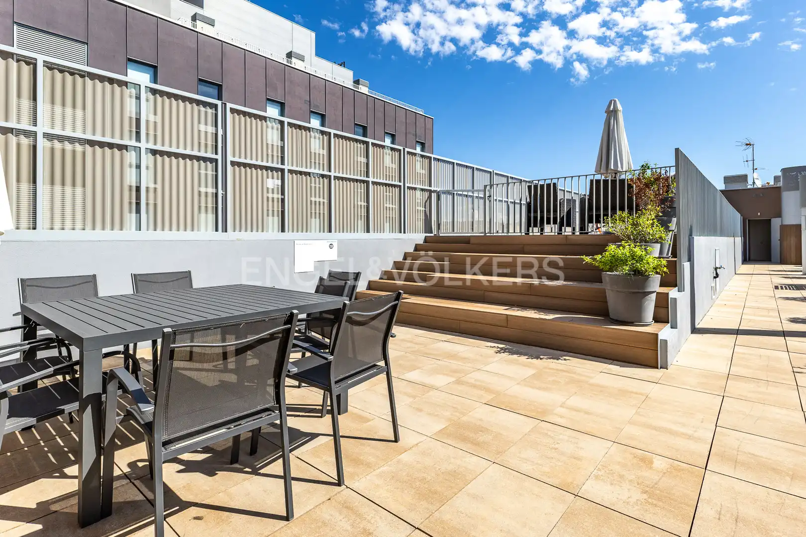 Terrace of Flat for sale in Sant Adrià de Besòs  with Air Conditioner, Heating and Parquet flooring