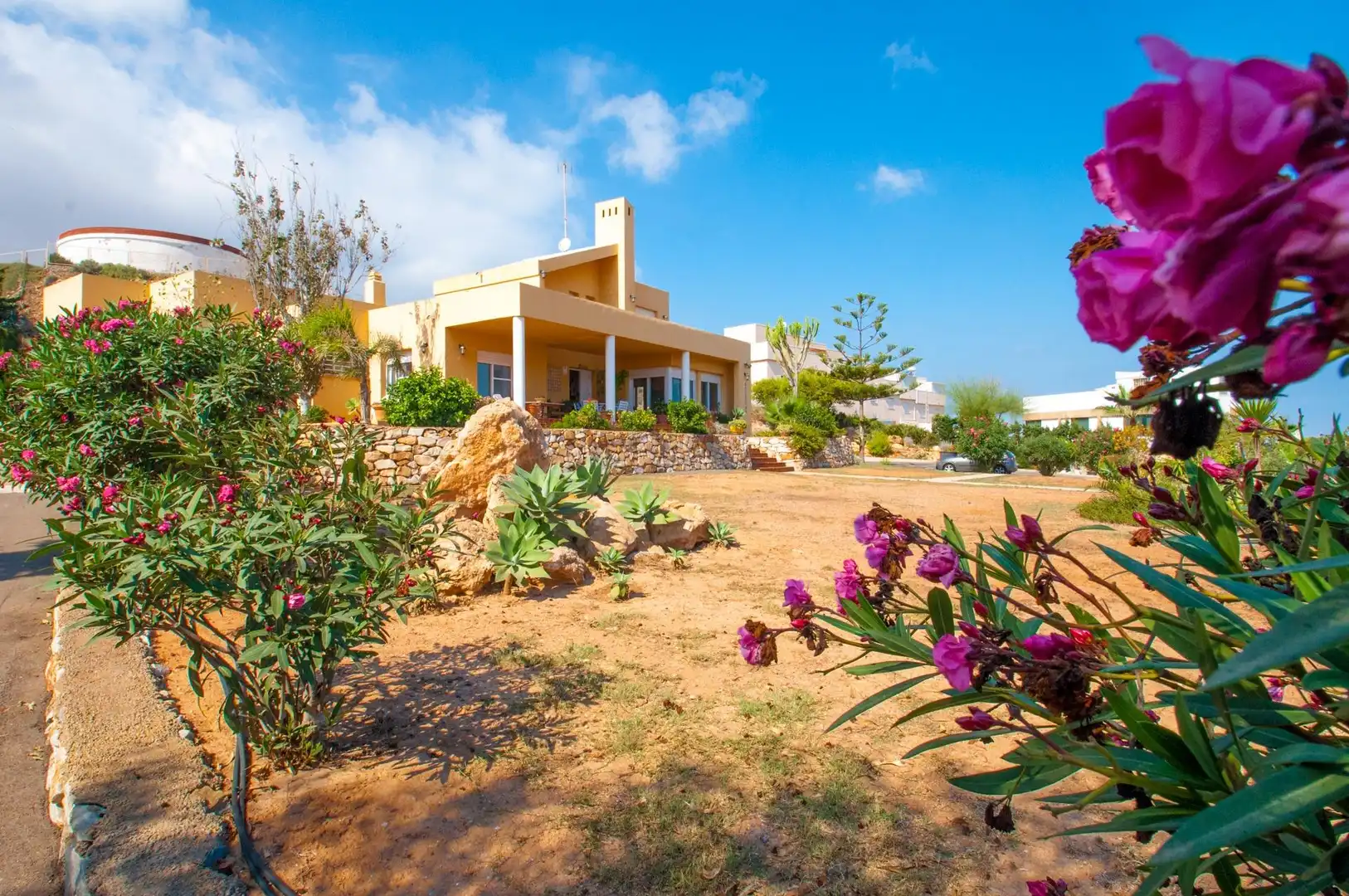 Detached house with terrace for sale in Calle DOCTOR CERRADA-CALA FLORE