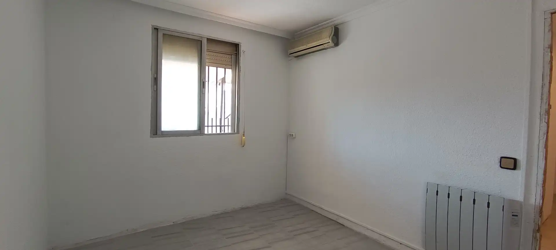 Schlafzimmer von Wohnung zum Verkauf in Arganda del Rey mit Heizung und Balkon