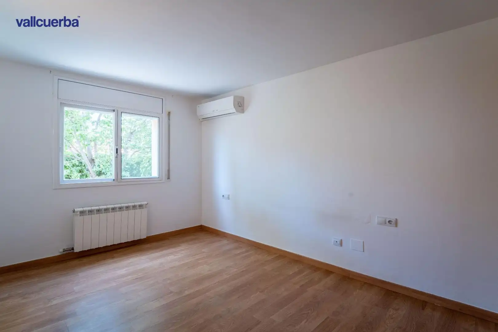 Habitación de Planta baja en venta en Vinyols i els Arcs con Aire acondicionado, Calefacción y Jardín privado
