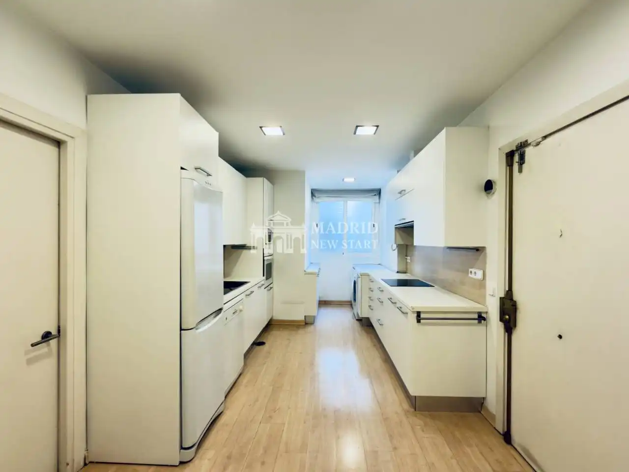Küche von Wohnung zum Verkauf in Madrid mit Klimaanlage, Heizung und Terrasse