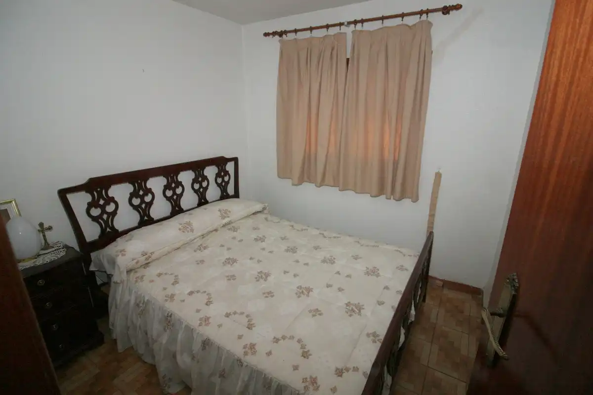 Habitación de Casa o chalet en venta en Santa Cruz del Valle con Amueblado y Balcón