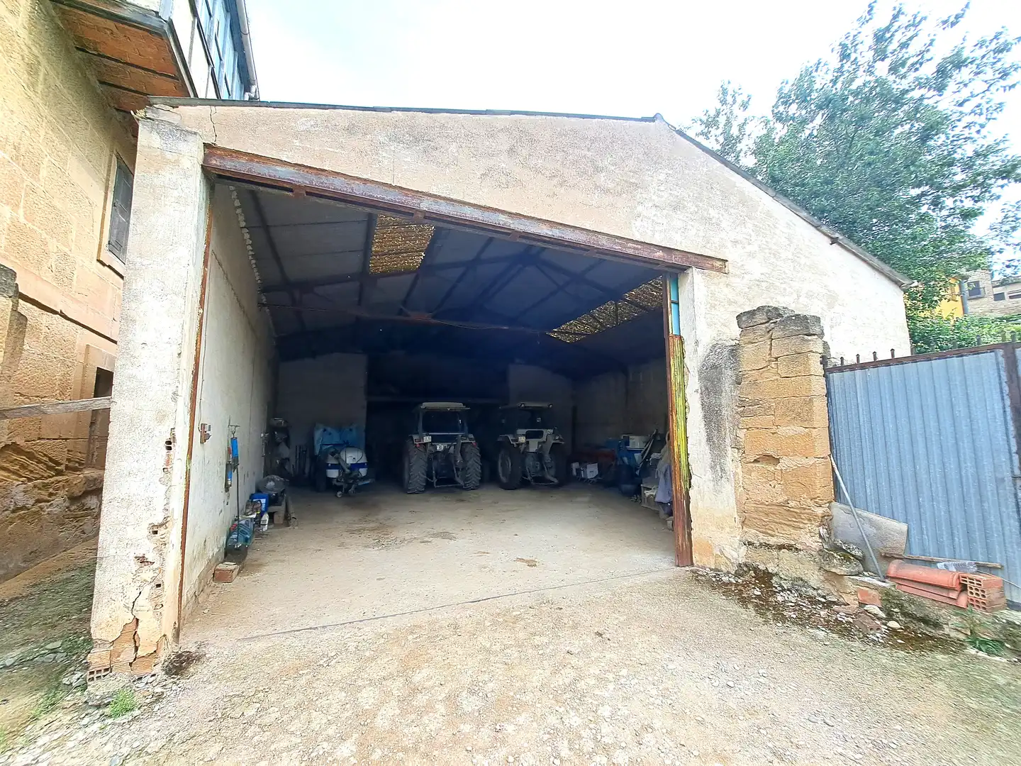 Parking de Finca rústica en venta en Briones con Jardín privado