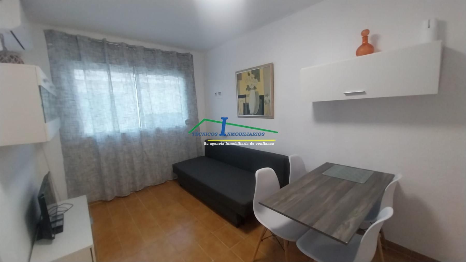 Flat to rent in Diego Mª Crehuet, Centro