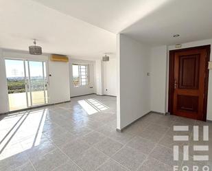 Flat for sale in Vinalesa  with Air Conditioner and Balcony