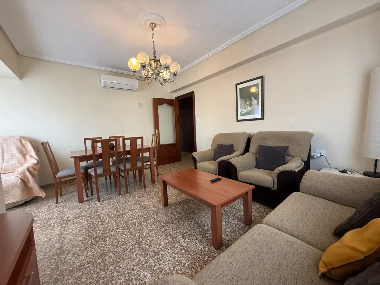 Sala de estar de Piso en venta en Castellón de la Plana / Castelló de la Plana con Balcón