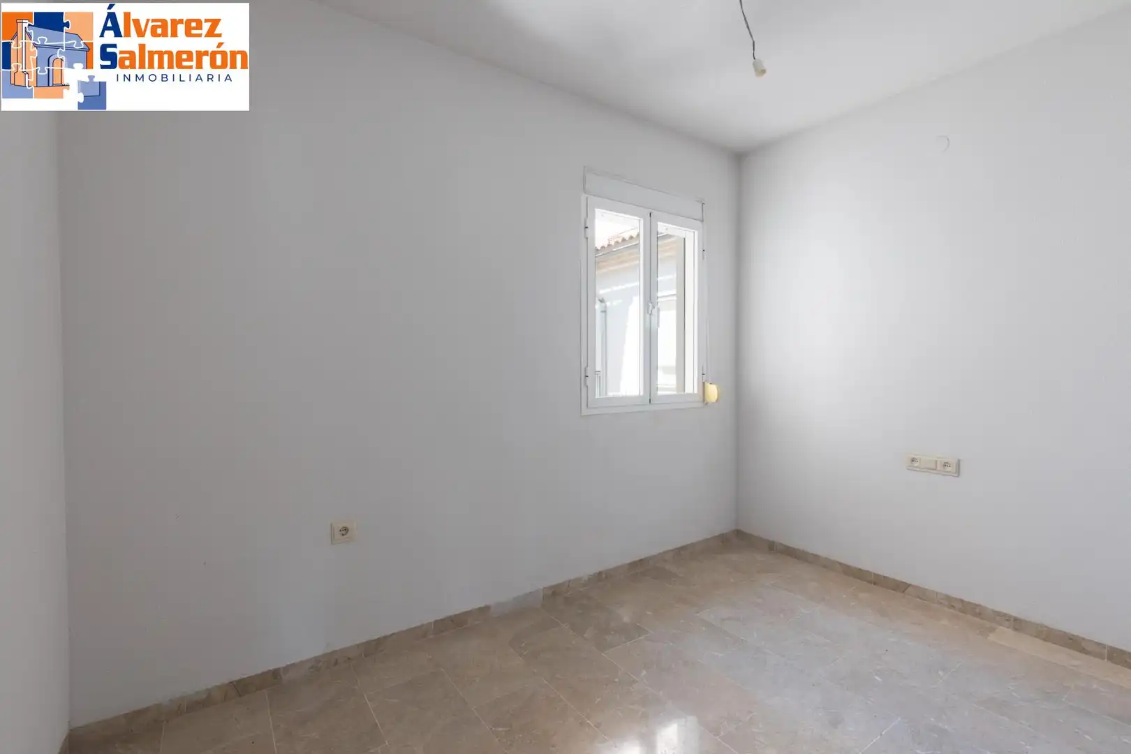 Habitación de Ático en venta en Cenes de la Vega con Terraza