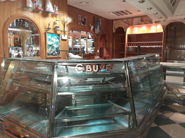 Local comercial en Venta en ROBINSON CRUSOE en Cortijo Alto