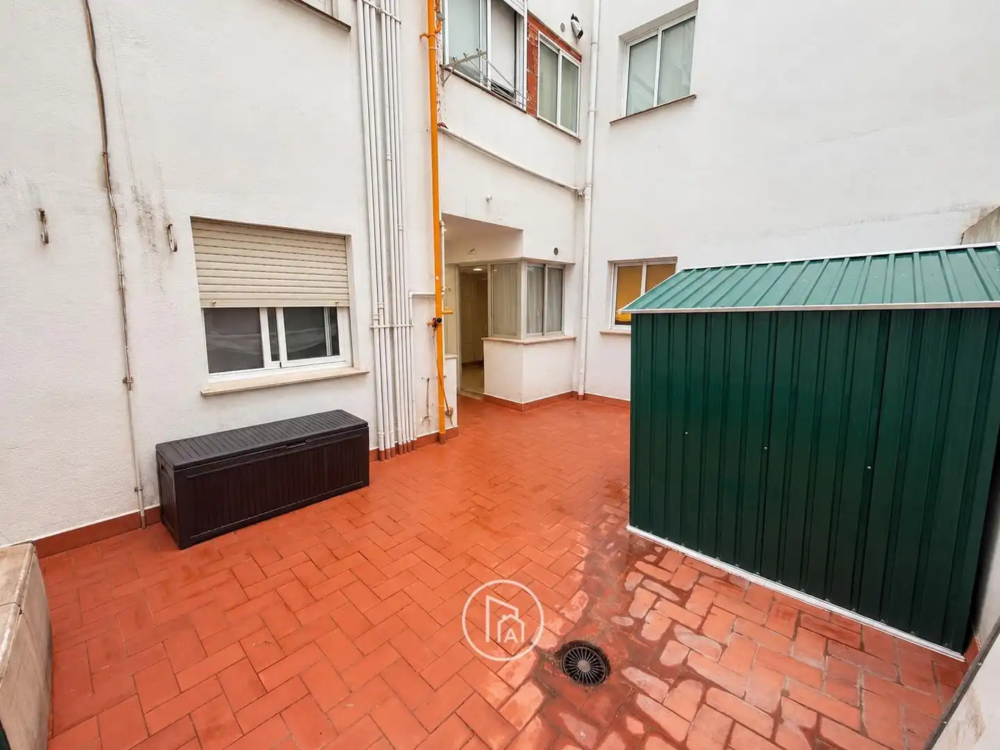 Außenansicht von Wohnung zum Verkauf in Valencia mit Klimaanlage, Terrasse und Balkon