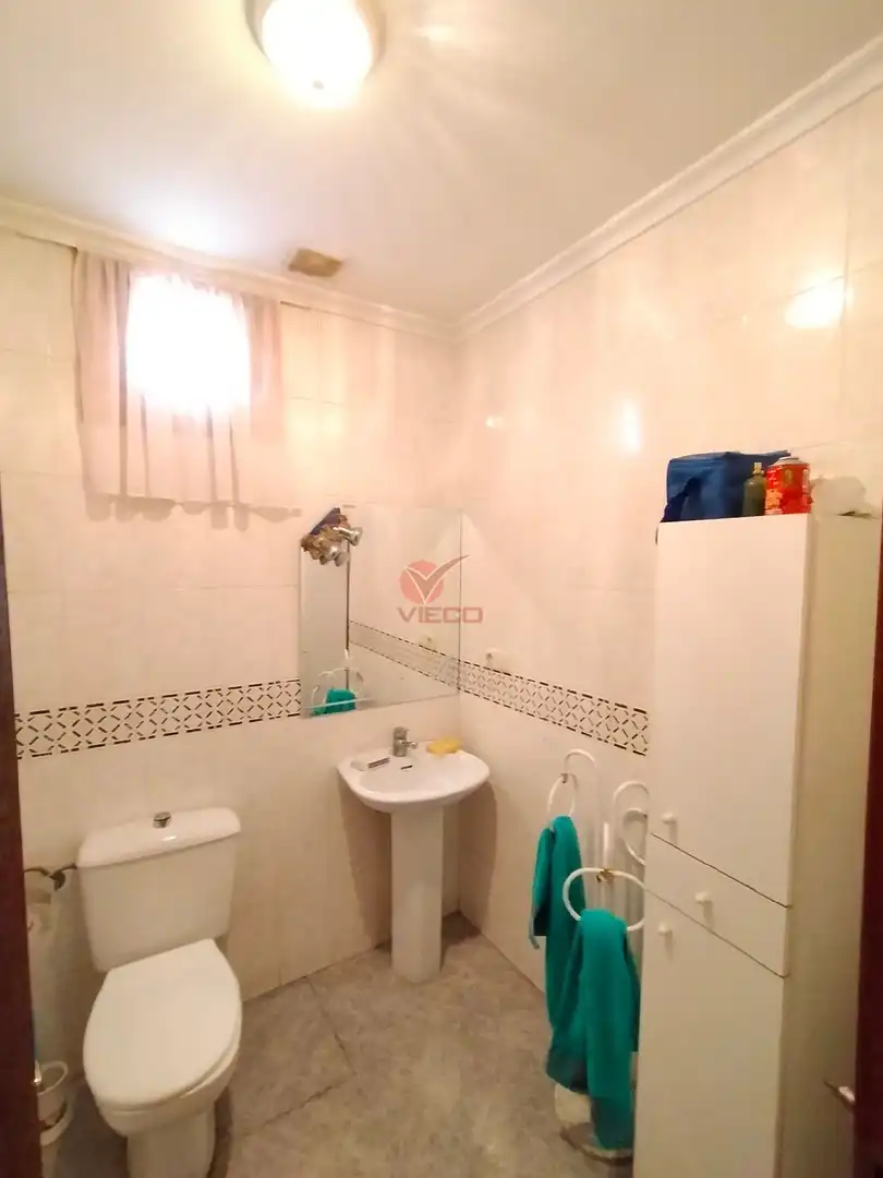 Baño de Casa o chalet en venta en Cuenca con Calefacción, Terraza y Trastero