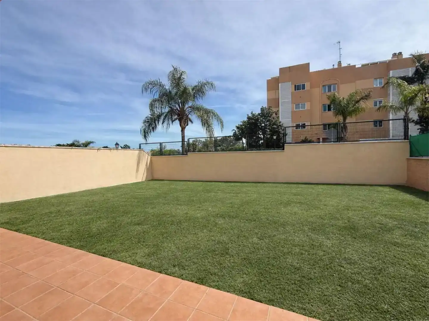 Jardí de Planta baixa en venda en Estepona amb Piscina