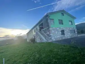 Vista exterior de Casa o chalet en venta en Gijón  con Calefacción, Jardín privado y Parquet