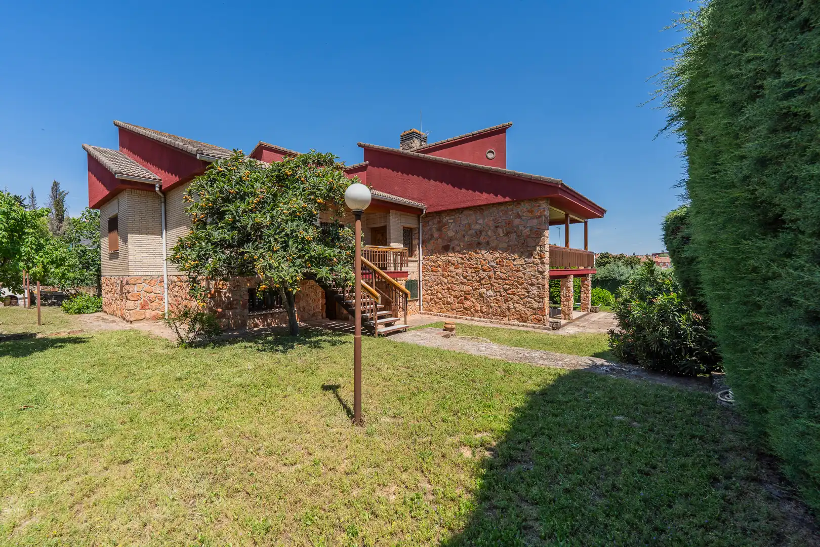 Exterior view of Houses for sale in El Molar (Madrid)  with Air Conditioner, Heating and Private garden