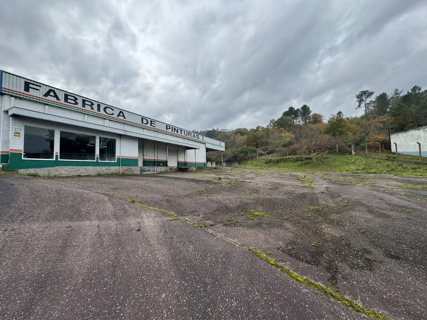 Industriegebäude zur Miete in San Cibrao das Viñas, imagen 2