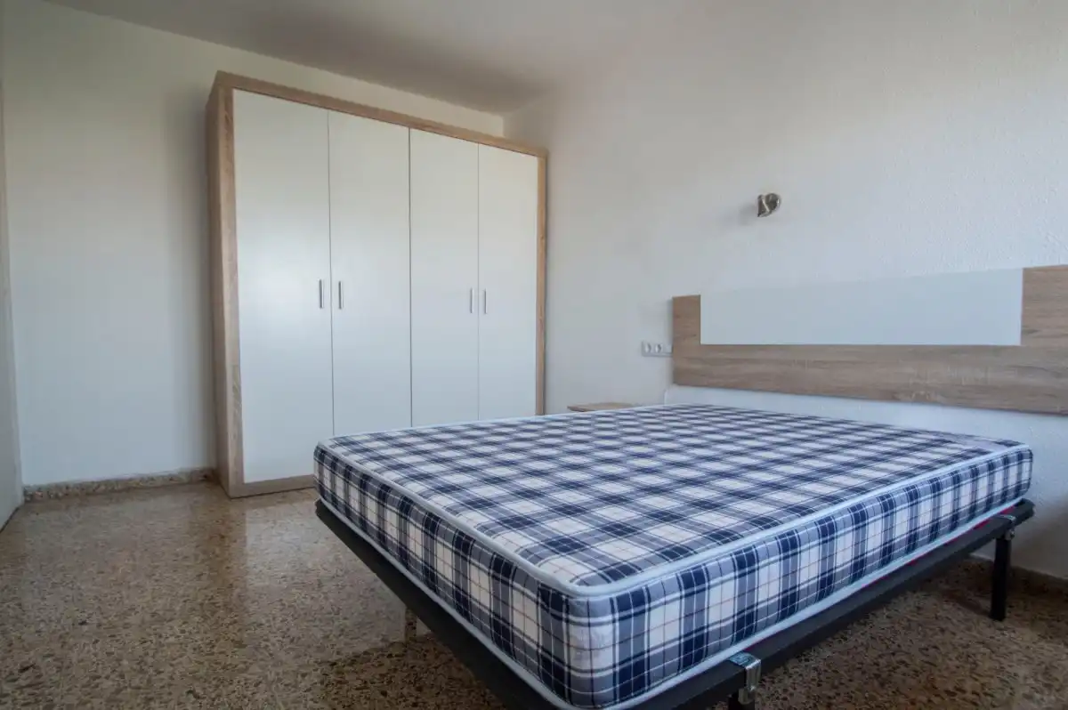 Flat for rent in Ciudad Jardín - Tagarete - El Zapillo