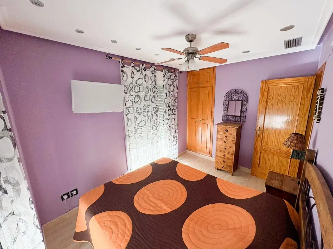 Schlafzimmer von Haus oder Chalet zur Miete in Santa Pola mit Klimaanlage, Terrasse und Balkon