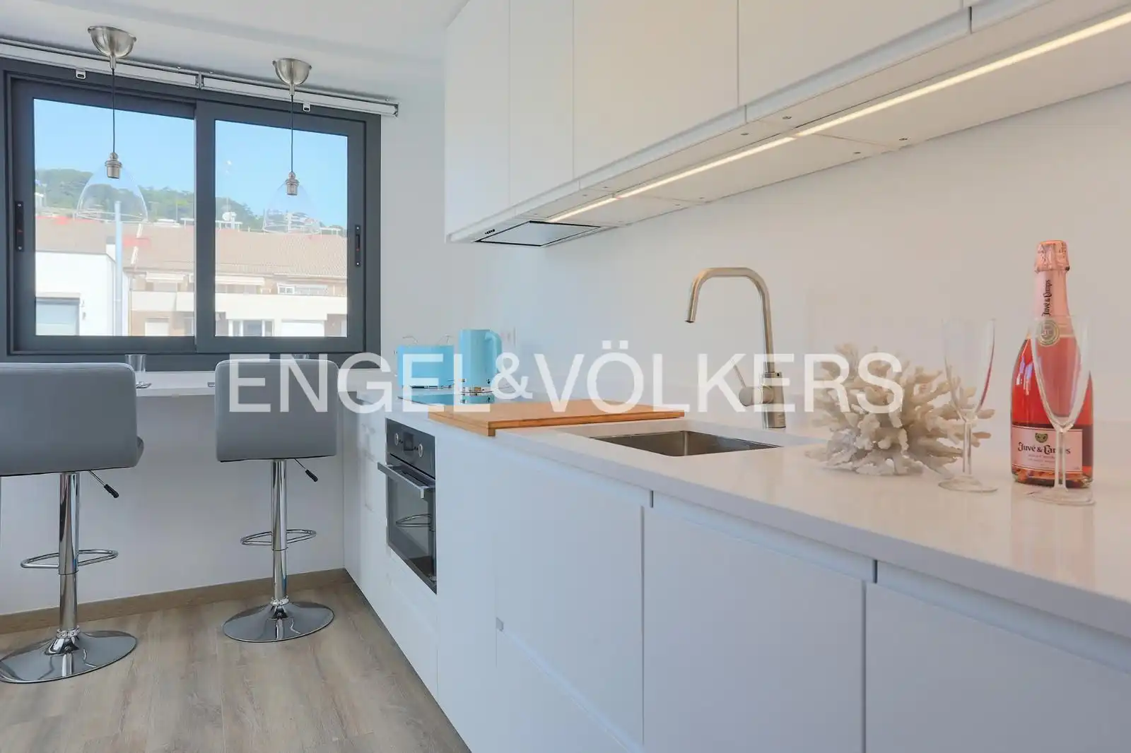 Kitchen of Attic for rent in Barcelona  with Air Conditioner, Heating and Parquet flooring