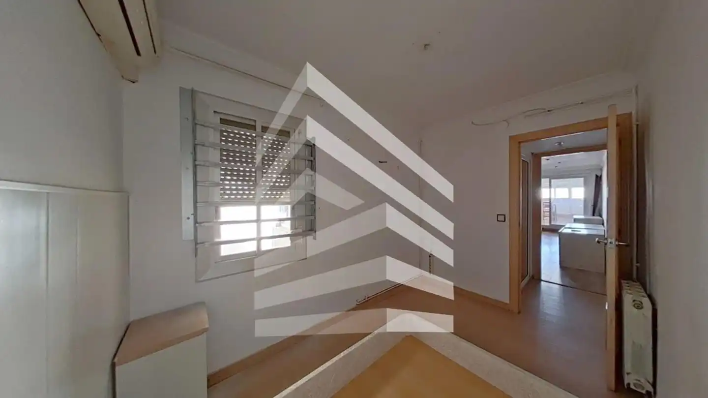 Schlafzimmer von Dachboden zum Verkauf in Estruch - Eixample