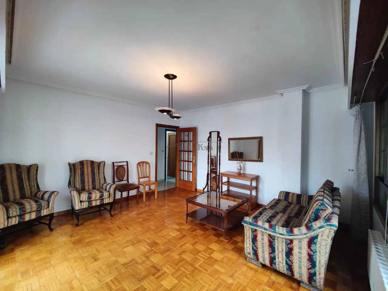 Living room of Flat for rent in Ourense Capital   with Heating, Storage room and Furnished