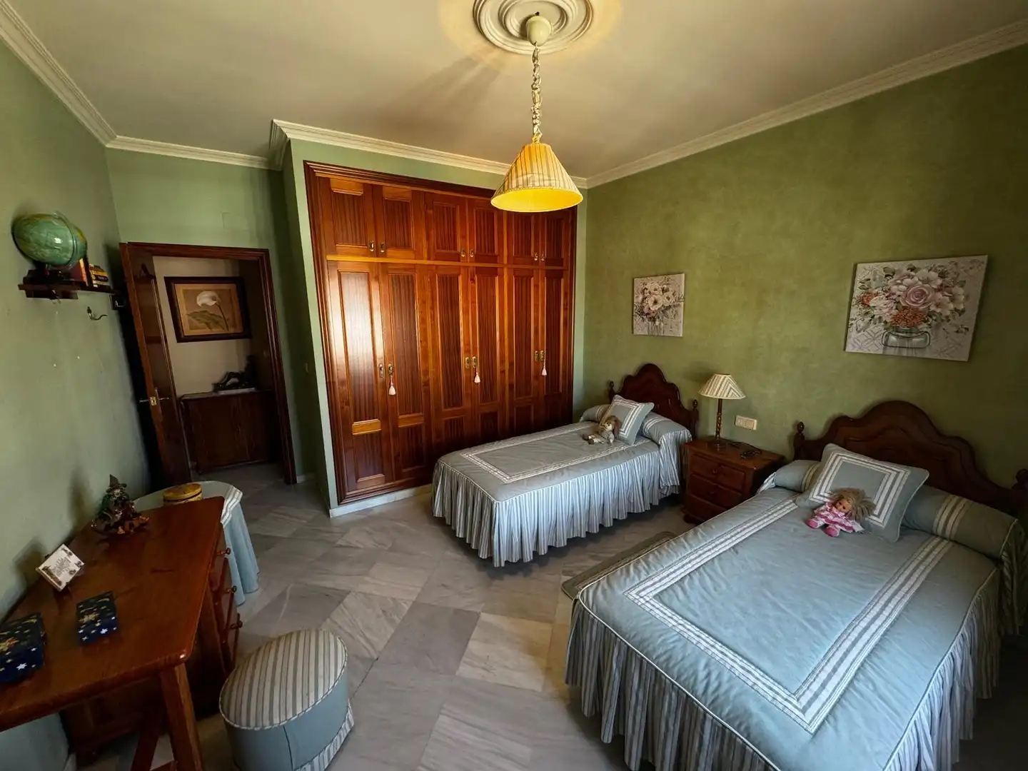 Dormitori de Casa o xalet en venda en Morón de la Frontera