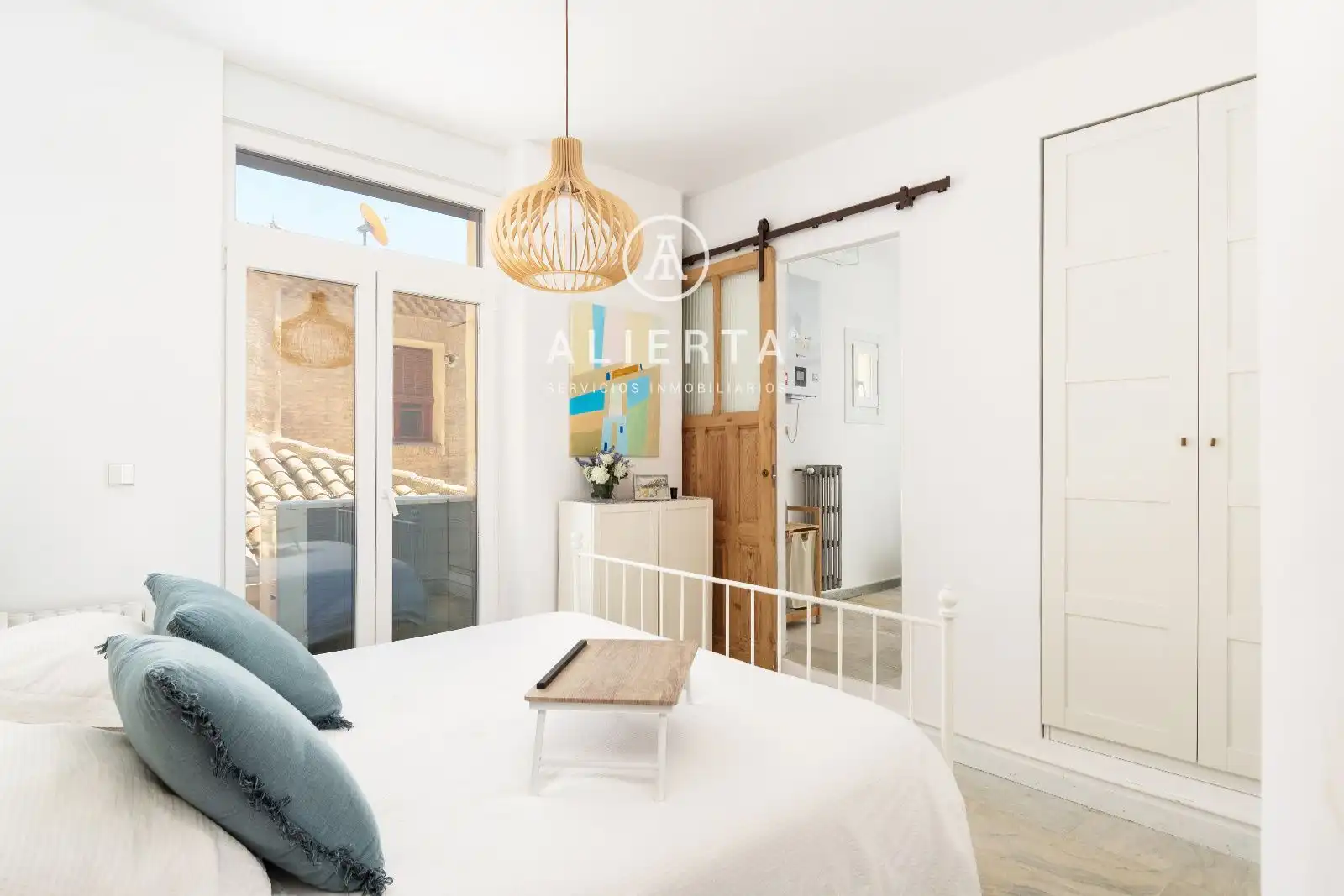 Bedroom of Flat for sale in Zaragoza  with Air Conditioner, Heating and Terrace