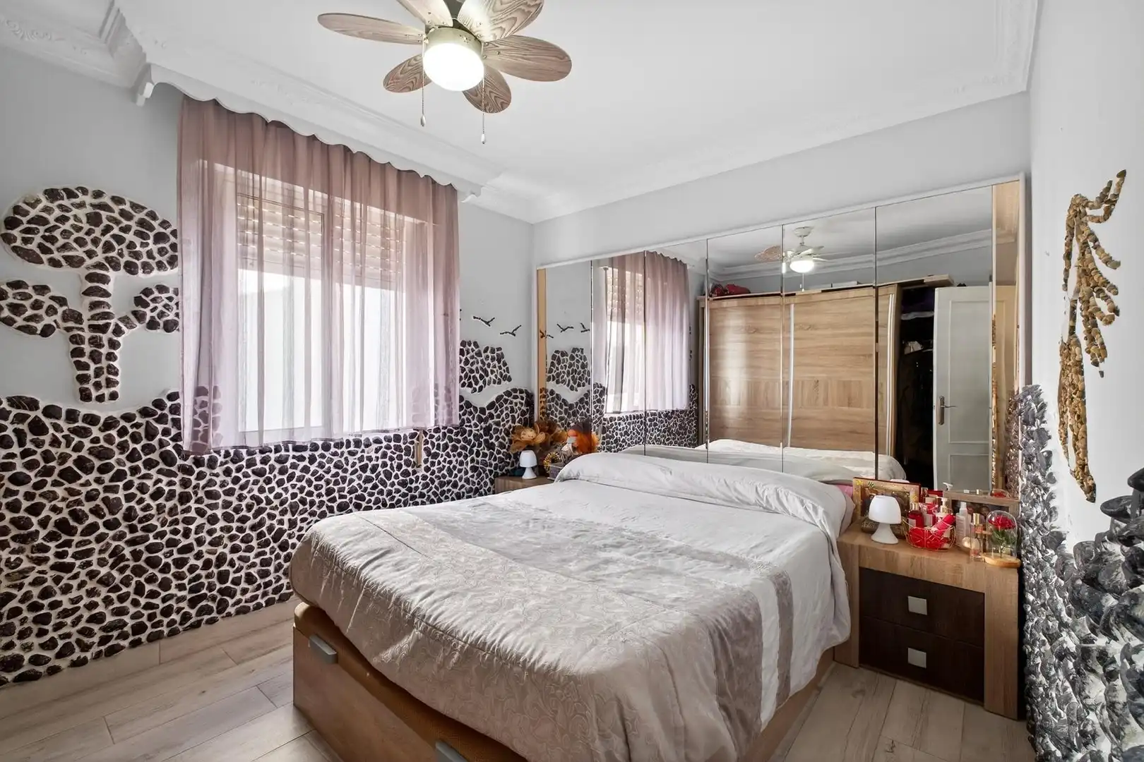 Bedroom of Flat for sale in Coín  with Air Conditioner and Balcony