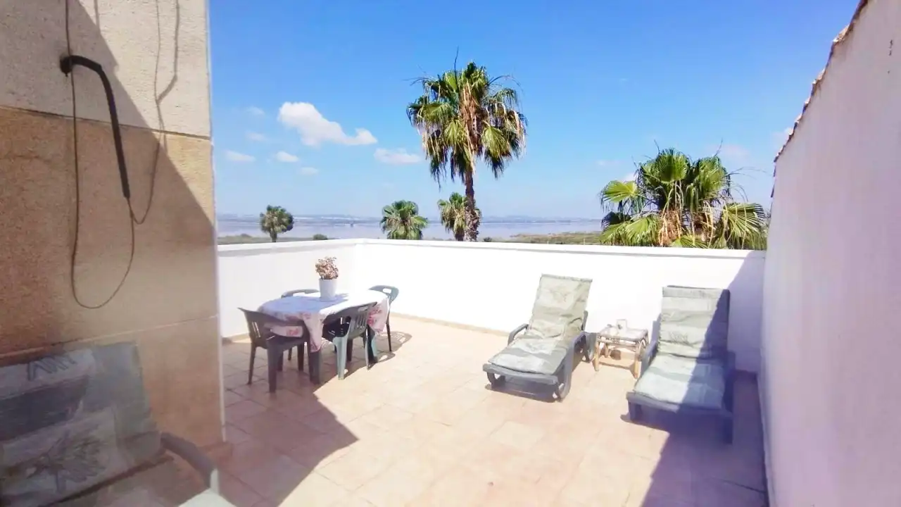 Terrassa de Casa o xalet en venda en Torrevieja amb Piscina