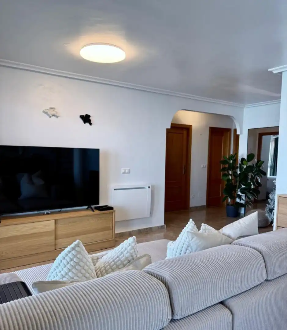 Wohnzimmer von Dachboden zum Verkauf in La Manga del Mar Menor mit Klimaanlage, Abstellraum und Möbliert