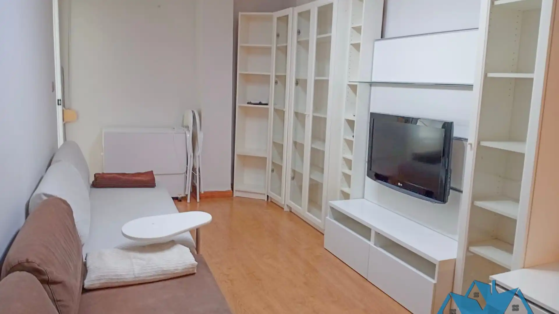 Living room of Flat for sale in  Sevilla Capital  with Air Conditioner, Heating and Balcony