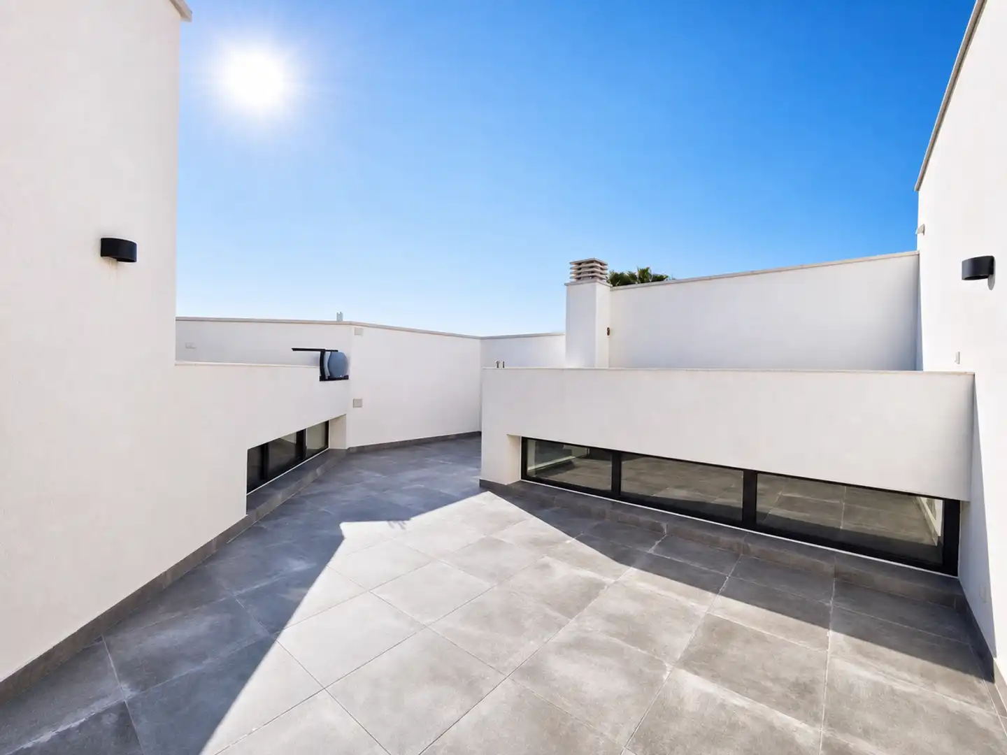 Terrassa de Casa o xalet en venda en Estepona amb Aire condicionat, Jardí privat i Terrassa