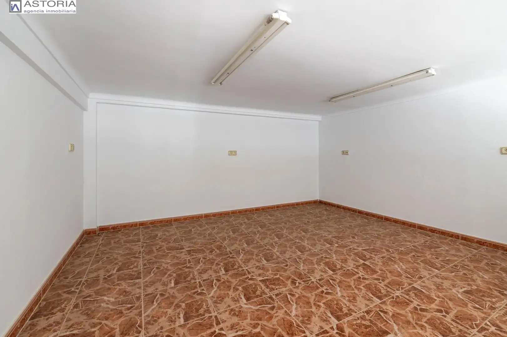 Locale commerciale in vendita a Calle Calle Doctor Fleming, imagen 14