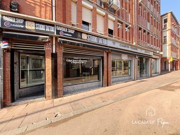Locale commerciale in vendita a Centre