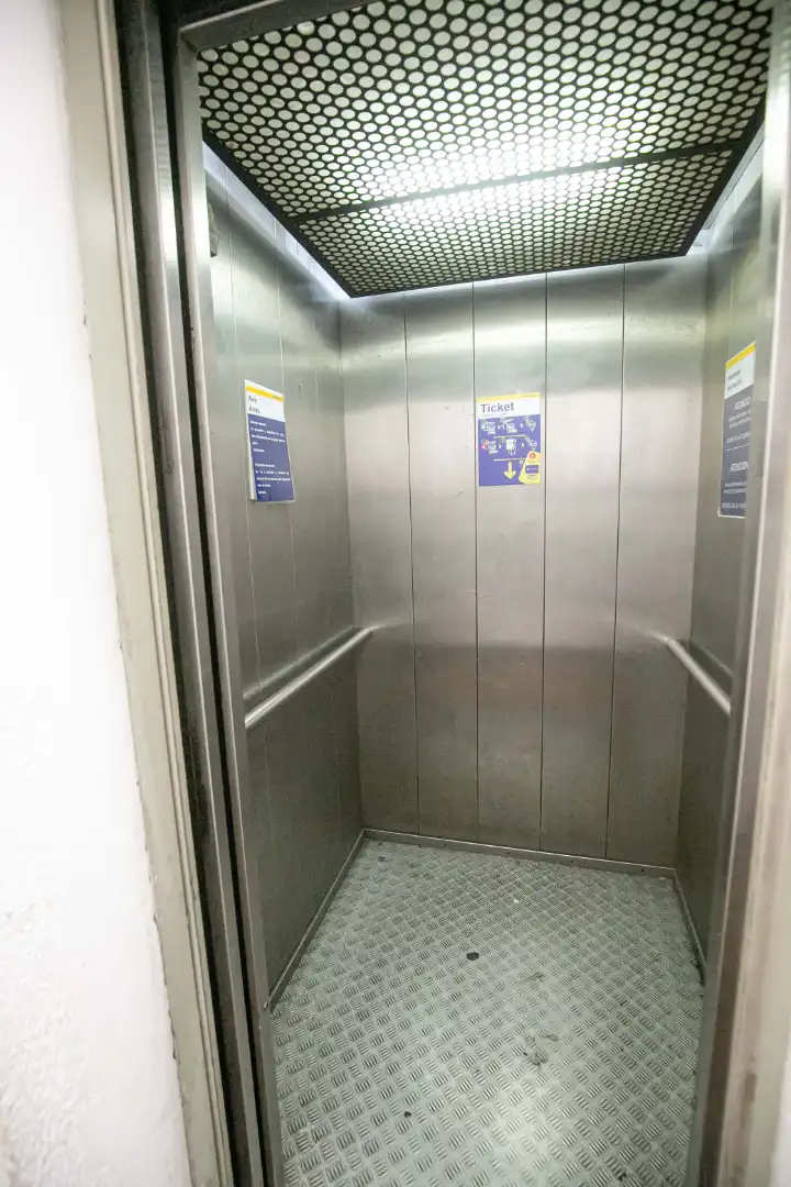 Individual con ascensor en venta en Passeig de Gràcia 55, imagen 9