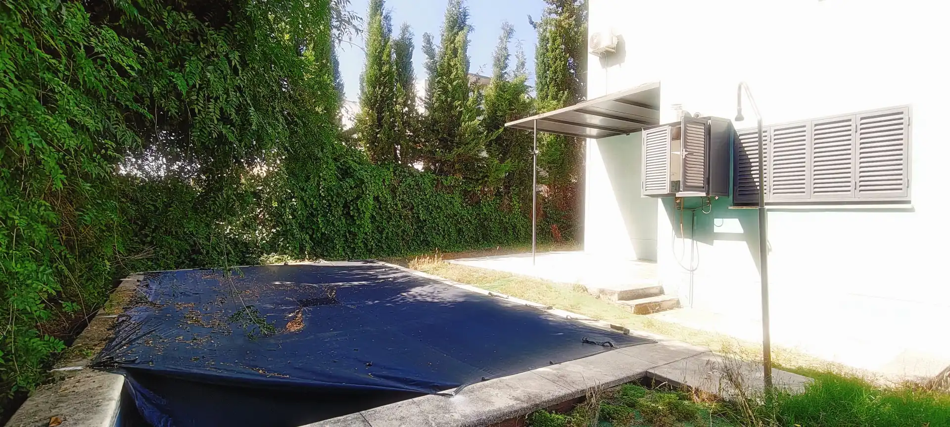 Piscina de Casa o xalet en venda en Espartinas amb Aire condicionat, Jardí privat i Terrassa