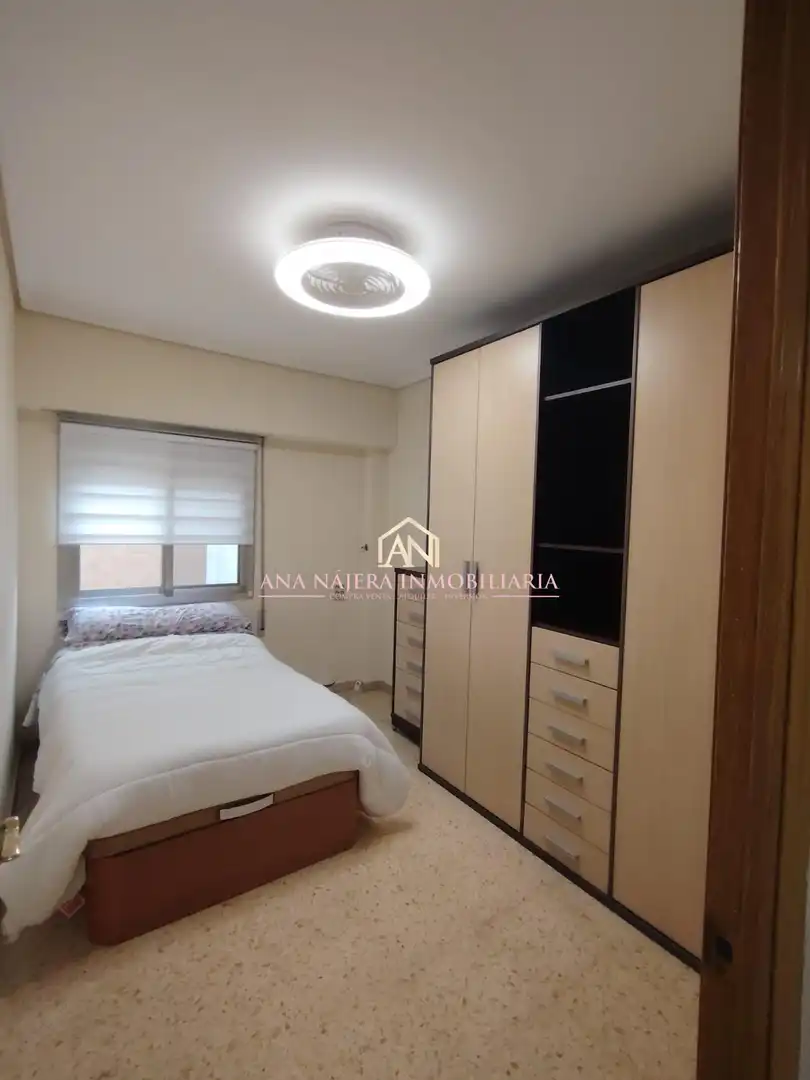 Bedroom of Flat for sale in Mislata  with Air Conditioner, Terrace and Balcony