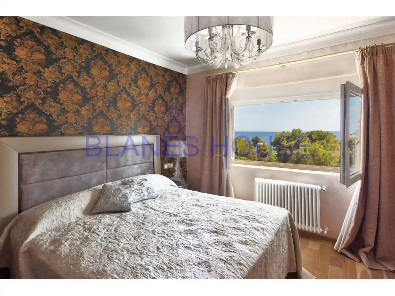 Habitación de Casa o chalet en venta en Blanes con Calefacción, Jardín privado y Terraza